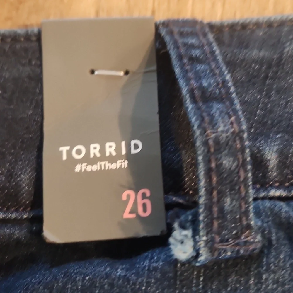 Torrid Bombshell Premium Stretch High Rise Shorts. Size 26. NWT!